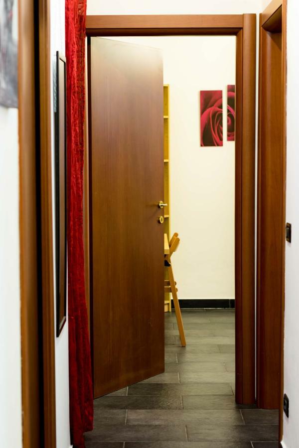 Apartment Otto Rosso Genoa